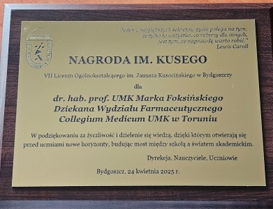 Podziękowania dla dr. hab.. Kliknij, aby powiększyć zdjęcie.
